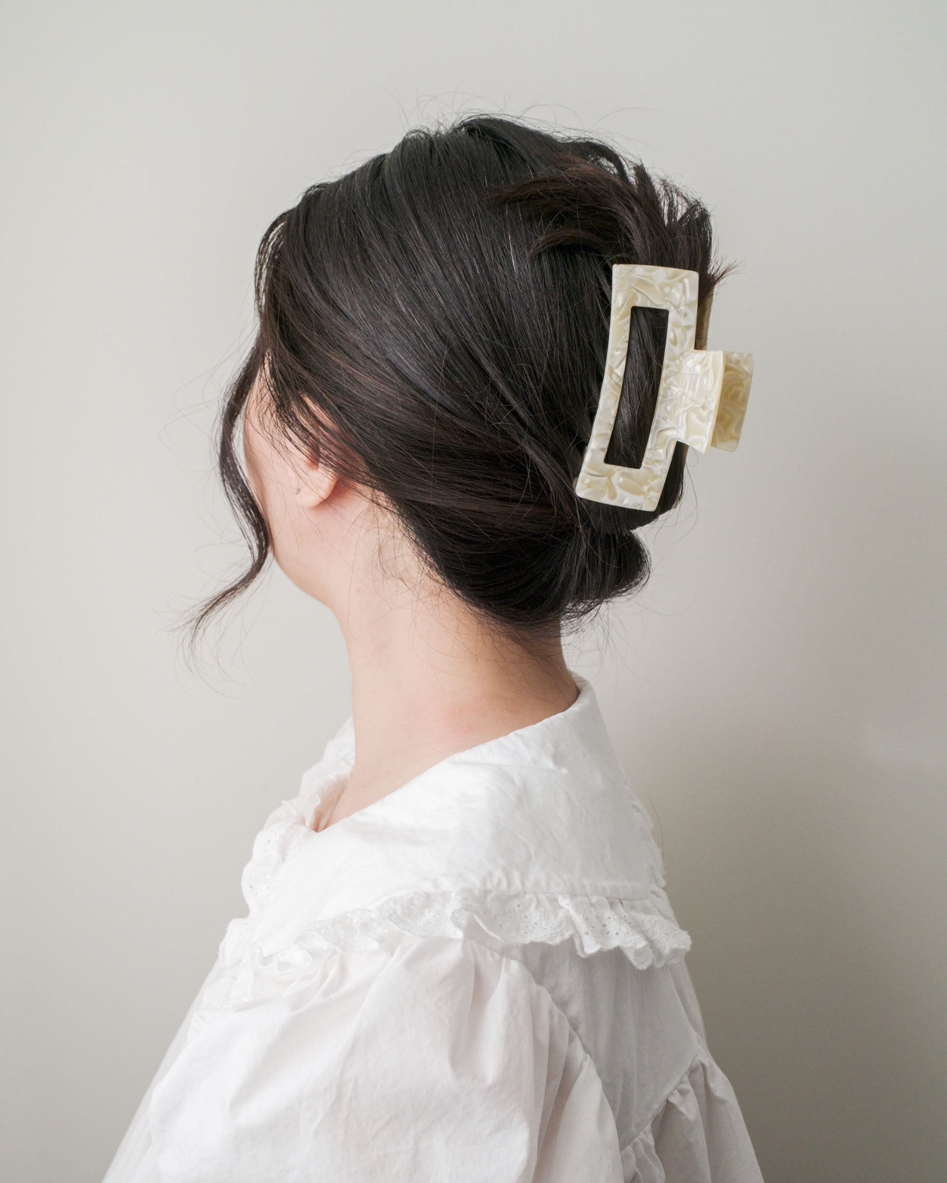 Square Acetate Hair Claw - Cream